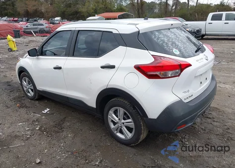 2019 Nissan Kicks S из США, поврежденный, VIN 3N1CP5CUXKL559861